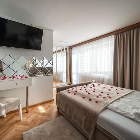 פורונין Gorski Resort Lux Apartments Jacuzzi & Sauna מראה חיצוני תמונה