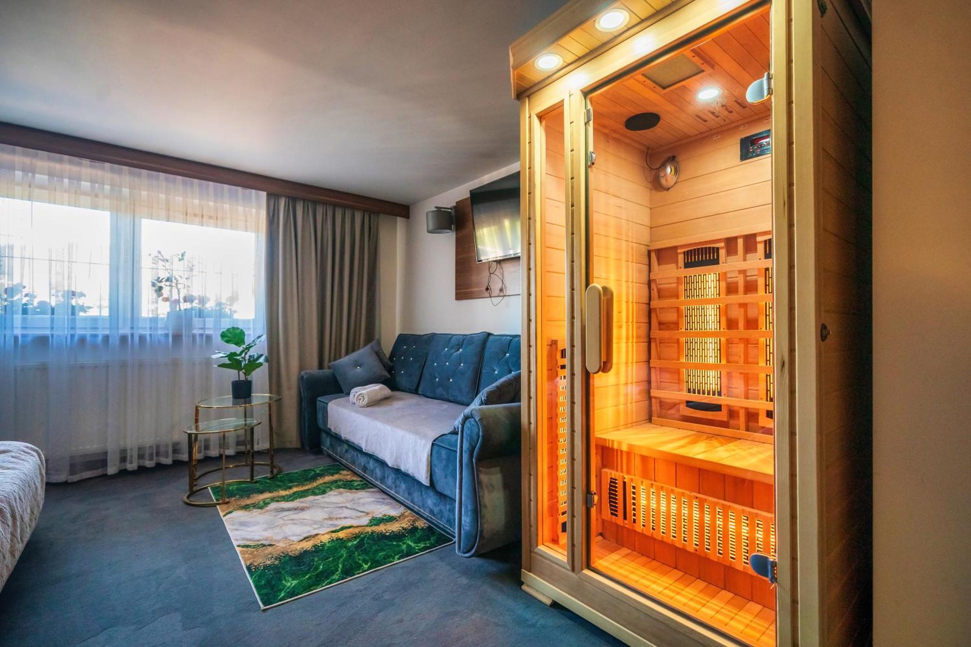 פורונין Gorski Resort Lux Apartments Jacuzzi & Sauna מראה חיצוני תמונה